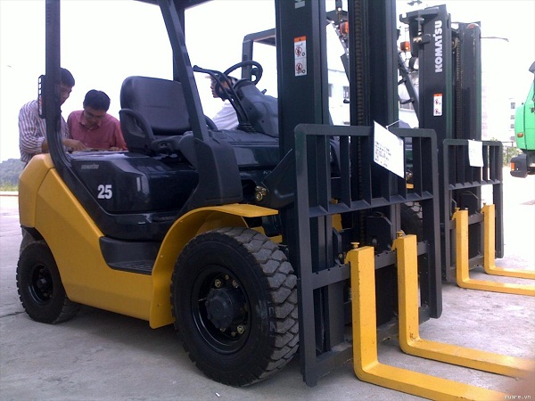 Những vấn đề thường gặp khi vận hành xe nâng hàng