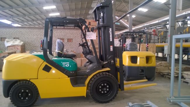 Xe nâng Komatsu 5 tấn tại Điện Biên